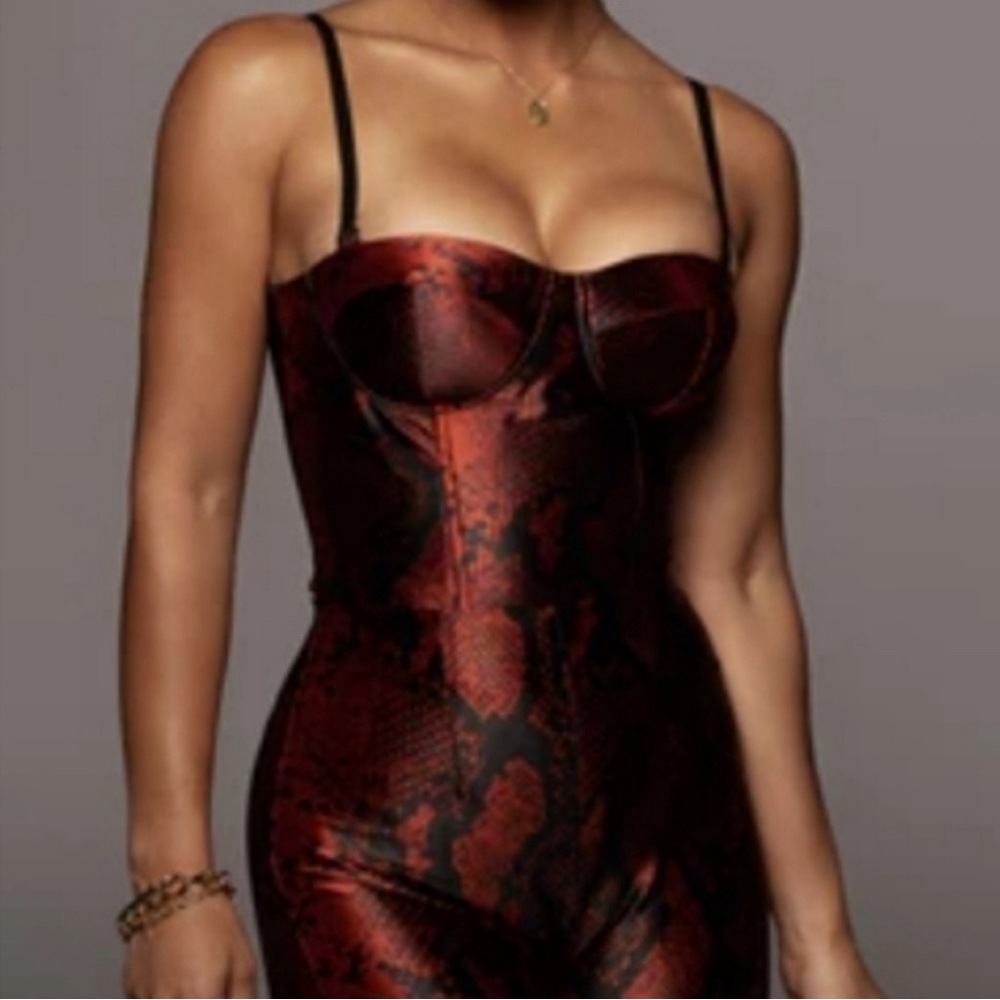 Jluxlabel - Red Snake Print Set